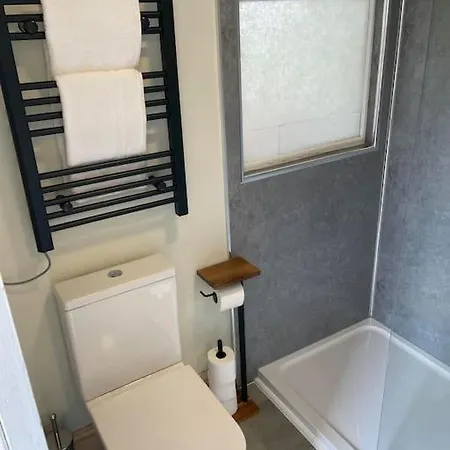 Stylish 1 Bedroom Flat In Heart Of Cowes Cowes  Buitenkant foto