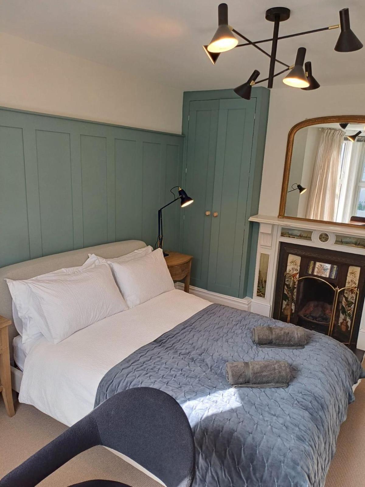 Stylish 1 Bedroom Flat In Heart Of Cowes Appartamento
