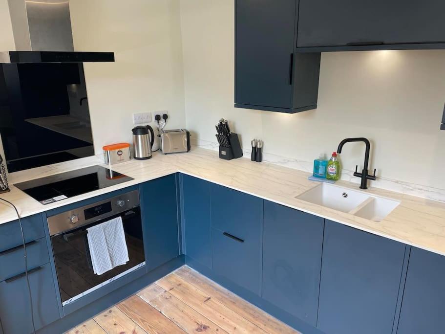 Apartment Stylish 1 Bedroom Flat In Heart Of Cowes *